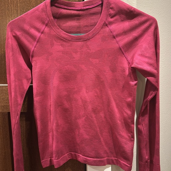 Lululemon swiftly long sleeve race length - Picture 4 of 5